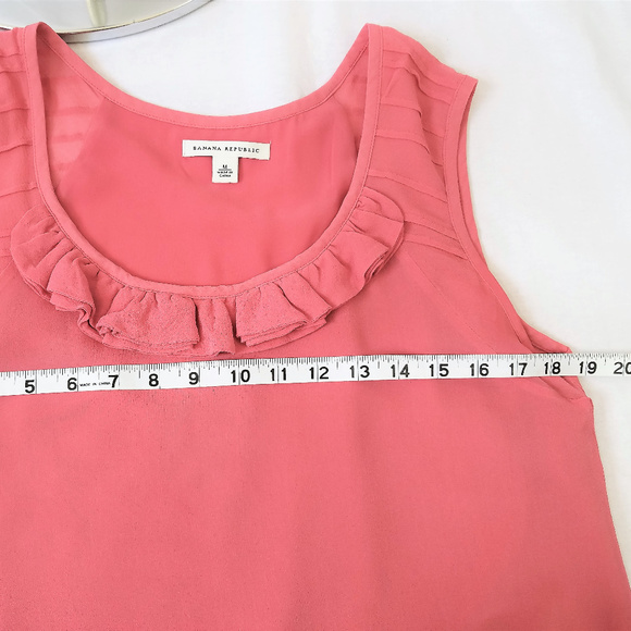 BANANA REPUBLIC Sleeveless Top Size M - Picture 8 of 8